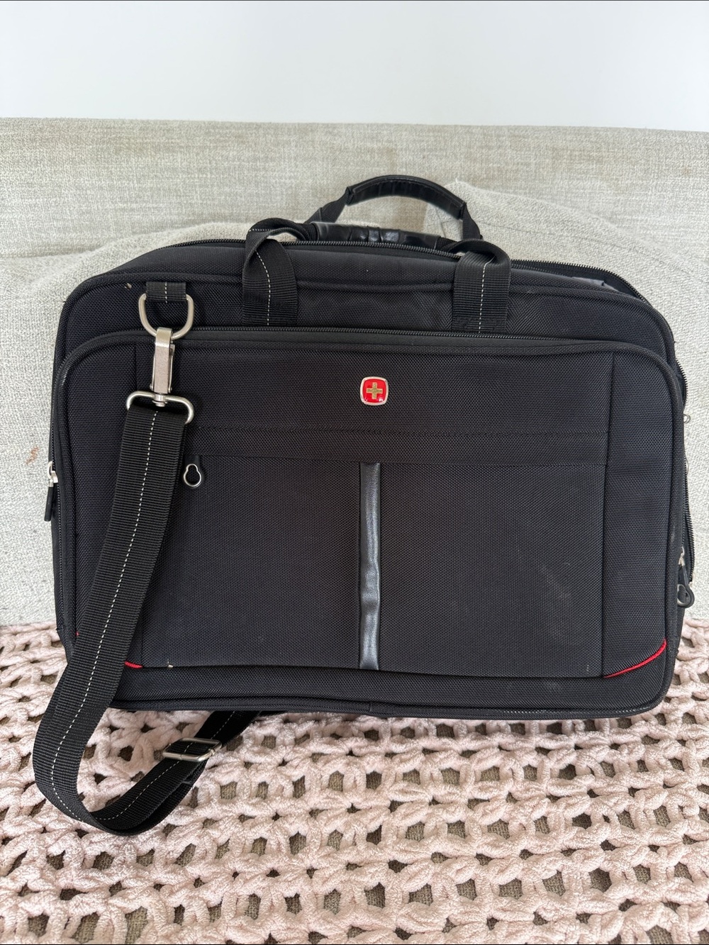 SwissGear Black Laptop Briefcase with Red Accent